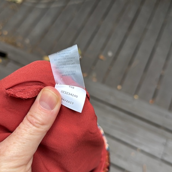 Vince Camuto Multicolor Satin Patterned Lined Skirt size 1X - Picture 6 of 7